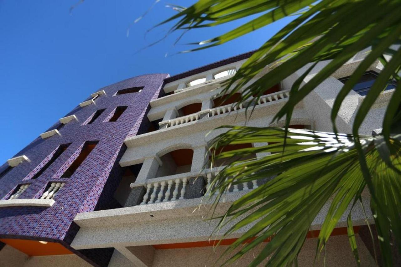 Queen Love Homestay Hualien Extérieur photo